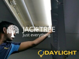 Daylight Electrician Singapore | Light Replacement Services