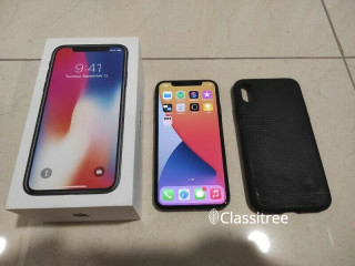 Good Condition Space Grey iPhone X, 64GB with Case & Box only